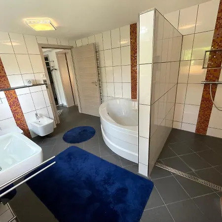 Gruene Oase Am Mausauel * Nideggen