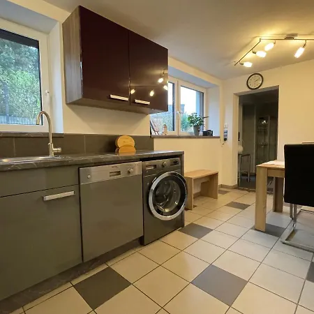 Gruene Oase Am Mausauel *