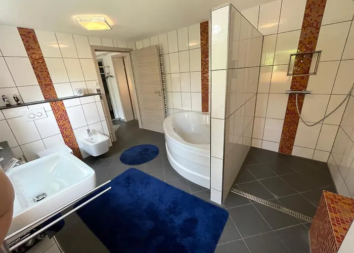 Gruene Oase Am Mausauel * Nideggen