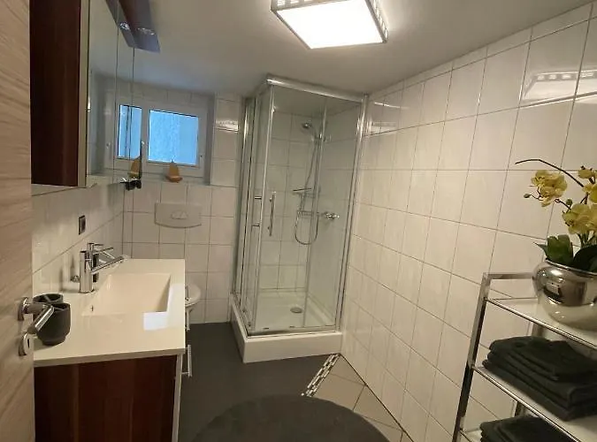 Gruene Oase Am Mausauel *