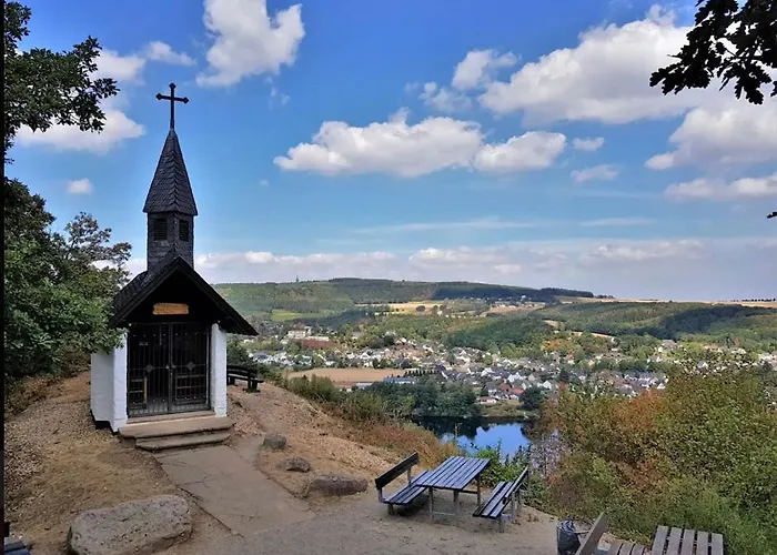 Gruene Oase Am Mausauel