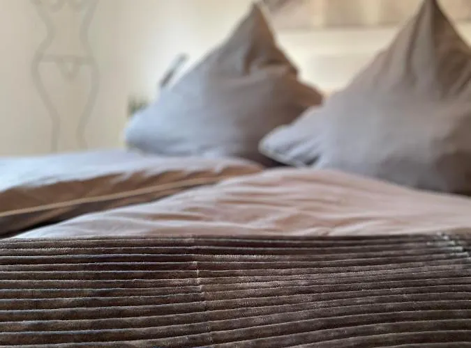 Gruene Oase Am Mausauel Нидегген